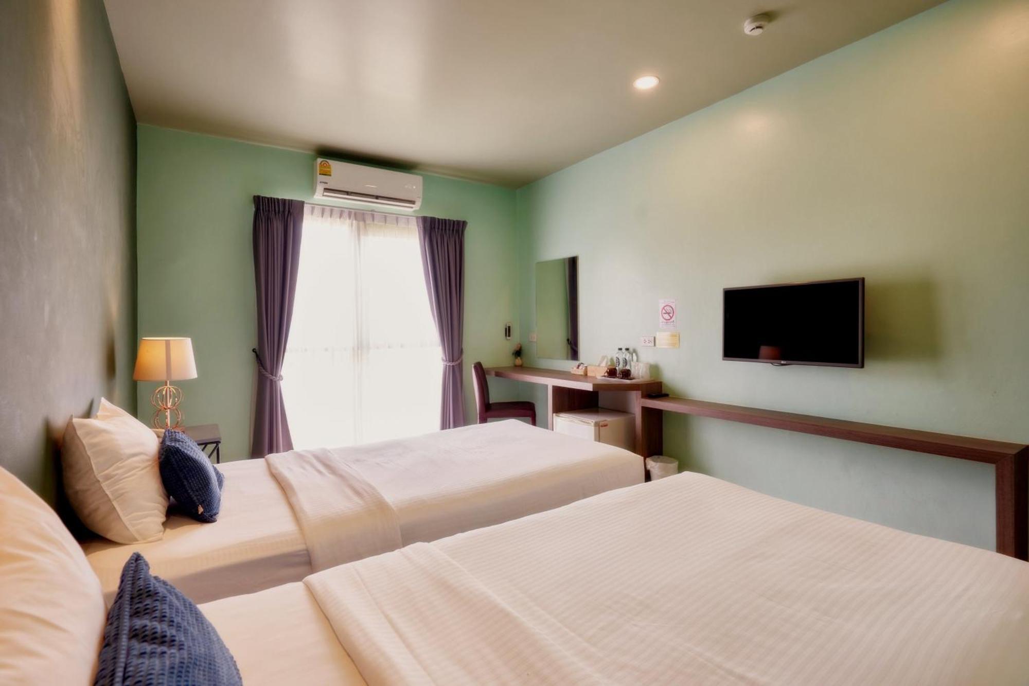 H Phrasing Hotel 3*